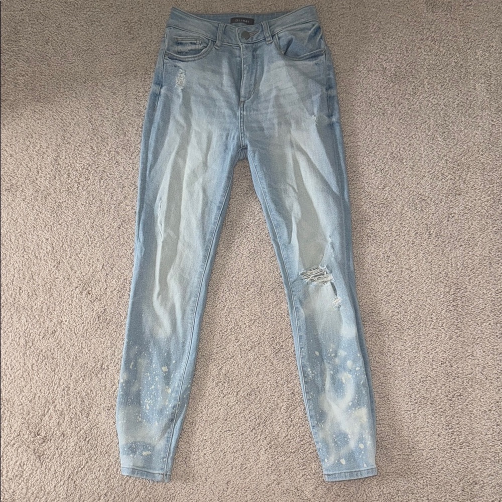 DL1961 Farrow Cropped Light Blue Distressed Jeans
